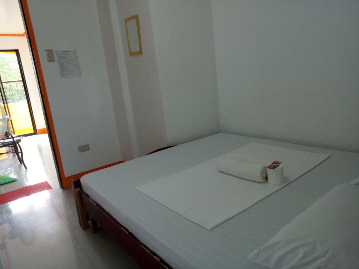 Lan Bless Pension House Coron Exterior photo